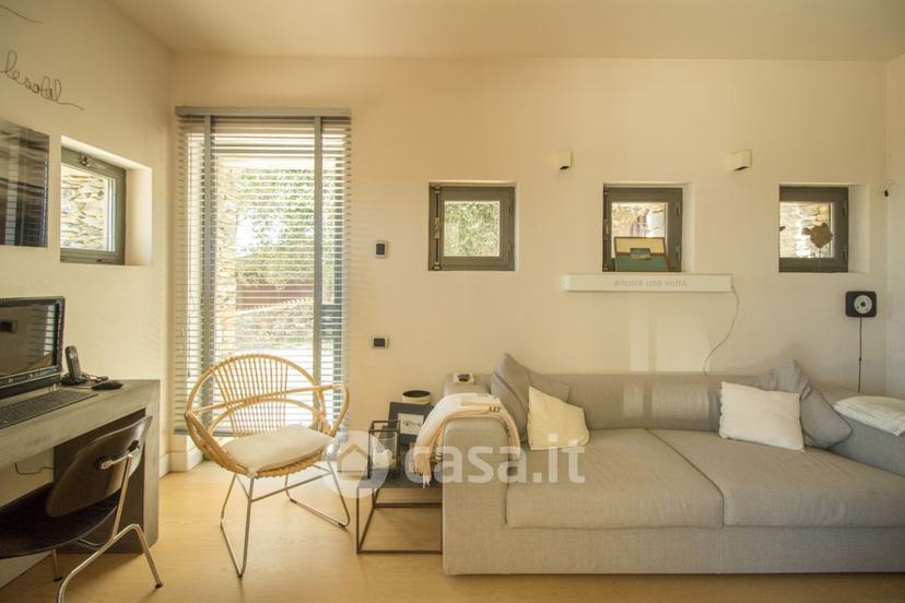 Villa in Strada Cavia Castellaro 10 — foto 3 di 37