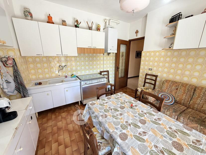 Trilocale in Via Guglielmo Marconi 7 — foto 2 di 37