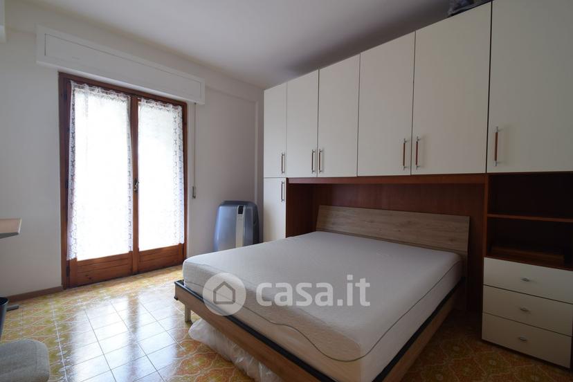 Stanza in Via Giovanni Battista Pergolesi 16 — foto 2 di 13