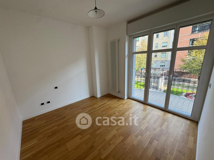 Quadrilocale in Via Antonio Fogazzaro 2 — foto 35 di 41