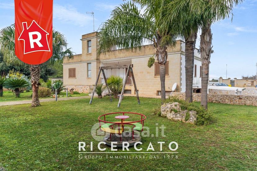 Villa in Sp18 — foto 12 di 106