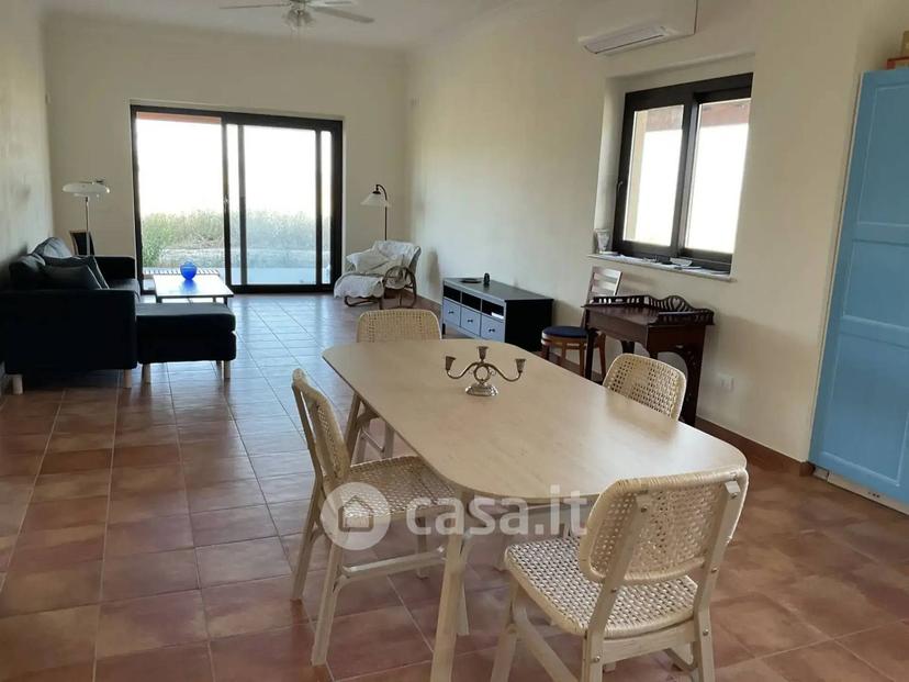 Villa in Via Don Luigi Sturzo — foto 10 di 24