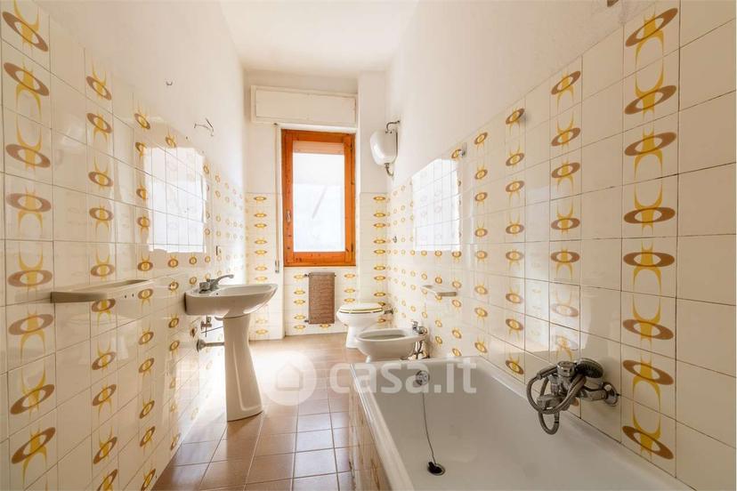 Trilocale in Via Sicilia 97 — foto 14 di 17