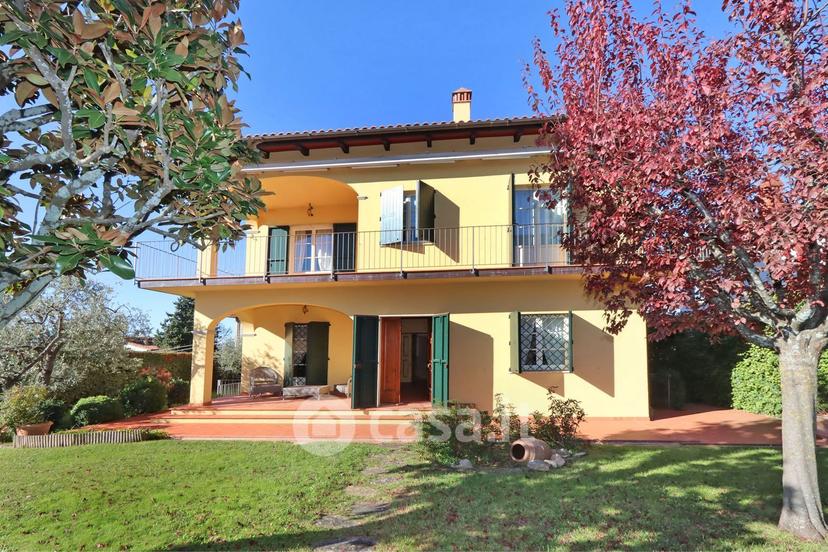 Villa in Viale Alcide de Gasperi 2 — foto 24 di 34