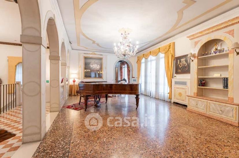Appartamento in Vicolo Dotti 5 — foto 20 di 57