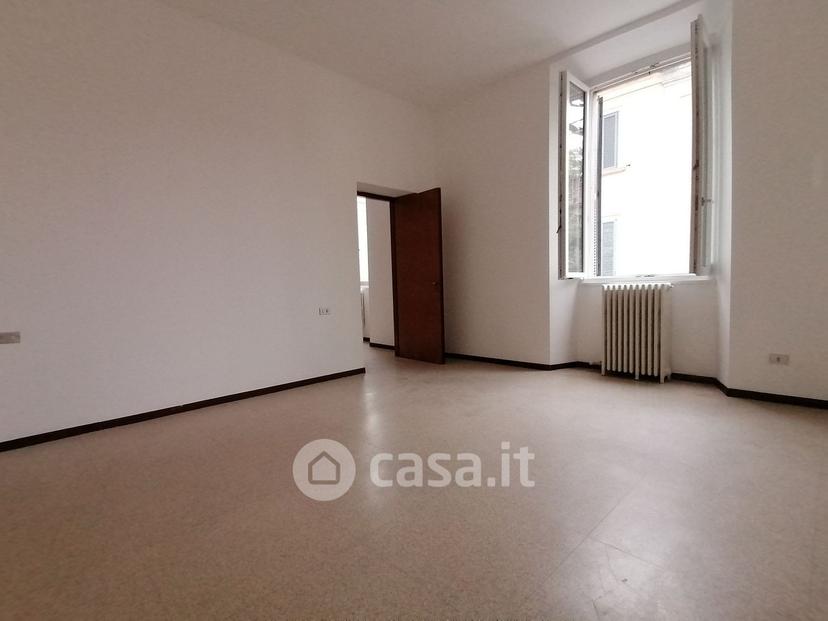 Trilocale in Via Magenta 9 — foto 2 di 20