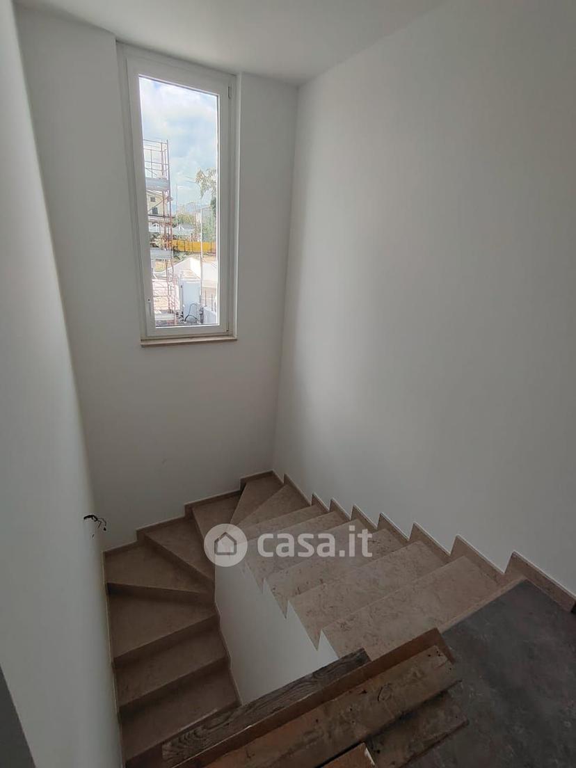 Villa in Via A. Peracchia — foto 6 di 20