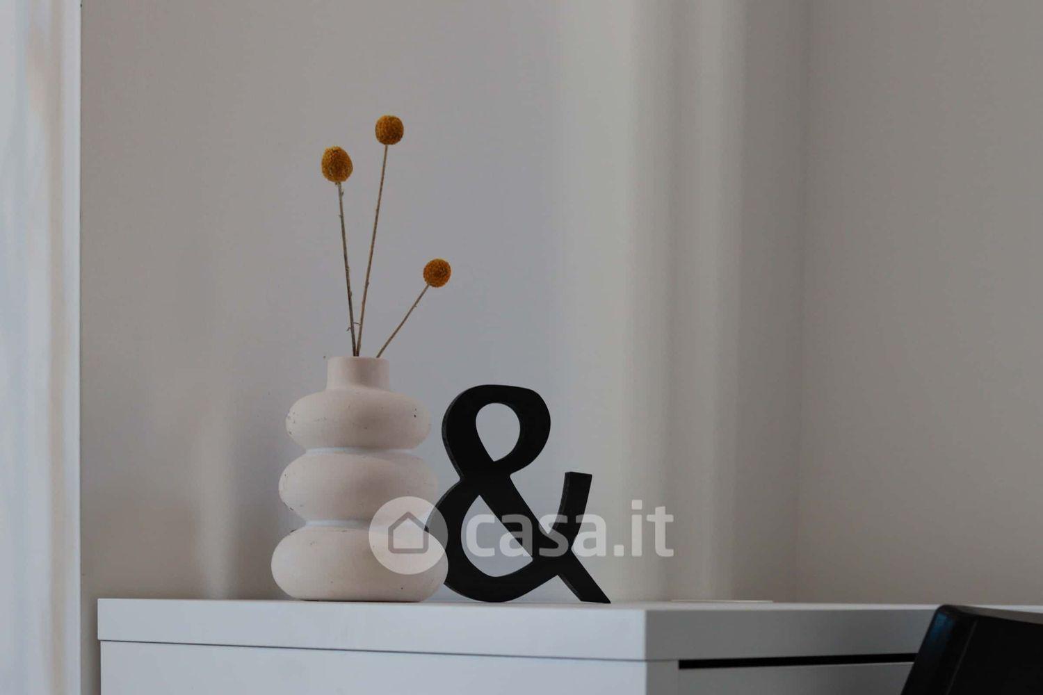 Stanza in Via Cavour 46