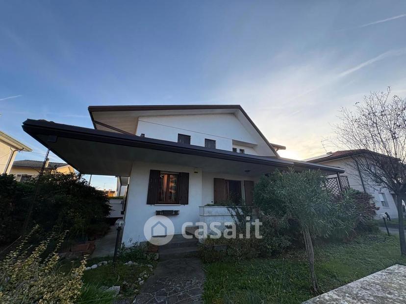 Villa in Via Chieppara — foto 17 di 53