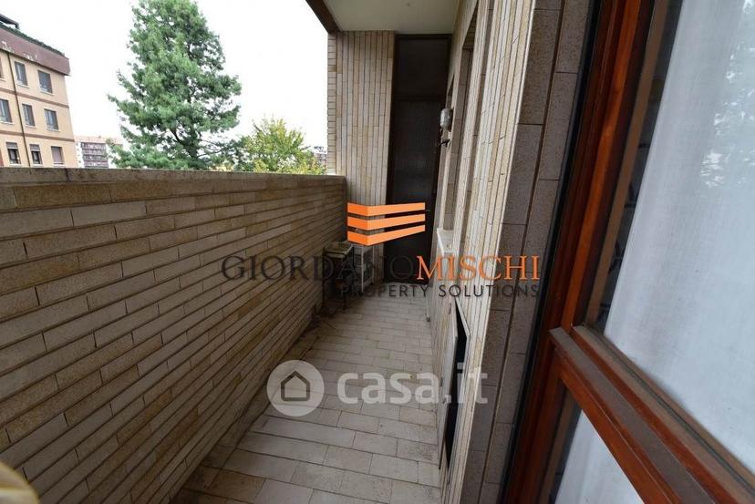 Appartamento in Via A. Villa 20 — foto 15 di 53