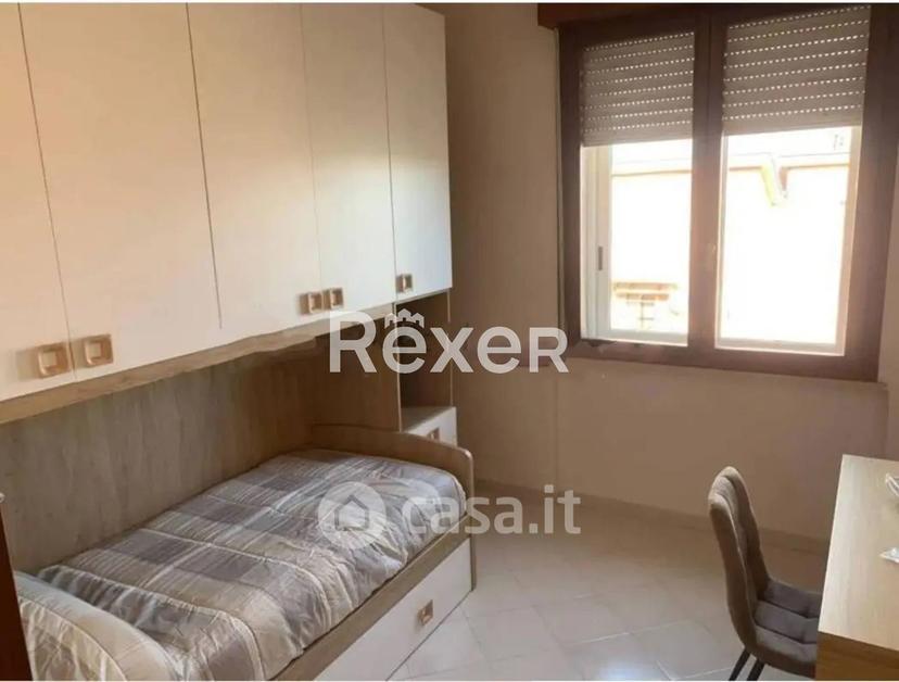Trilocale in Via Vincenzo Barra — foto 7 di 10