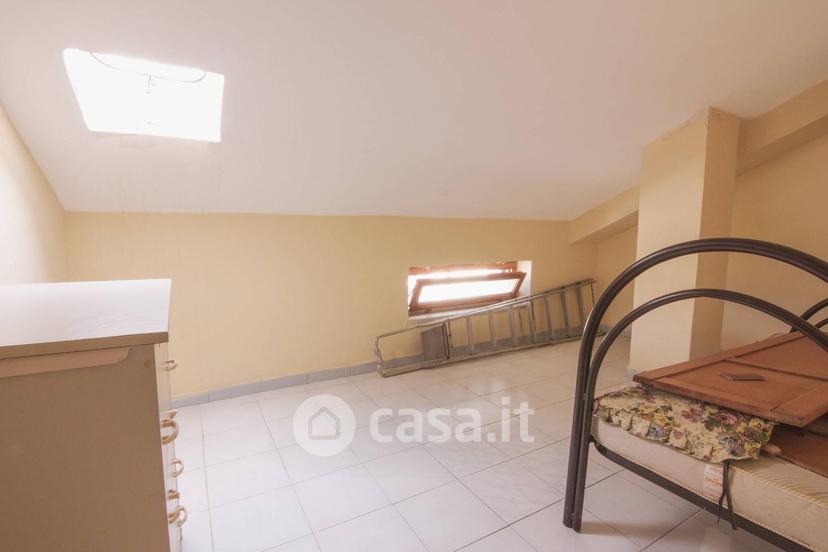 Trilocale in Via Pie' di Castello — foto 12 di 15