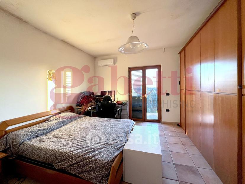 Villa in Via Vigne Vecchie — foto 45 di 49