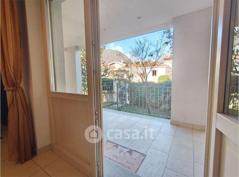 Villa in Corso Benedetto Cairoli 80 — foto 15 di 27