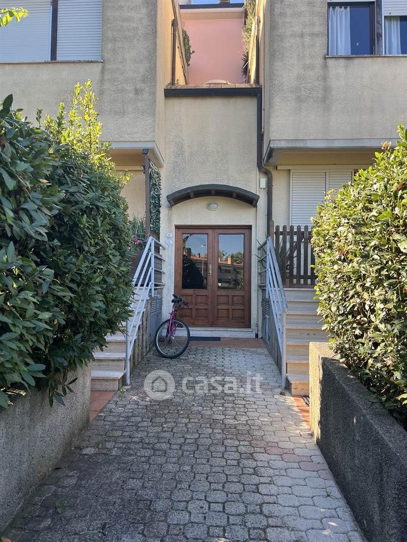 Trilocale in Via Aldo Moro — foto 20 di 33