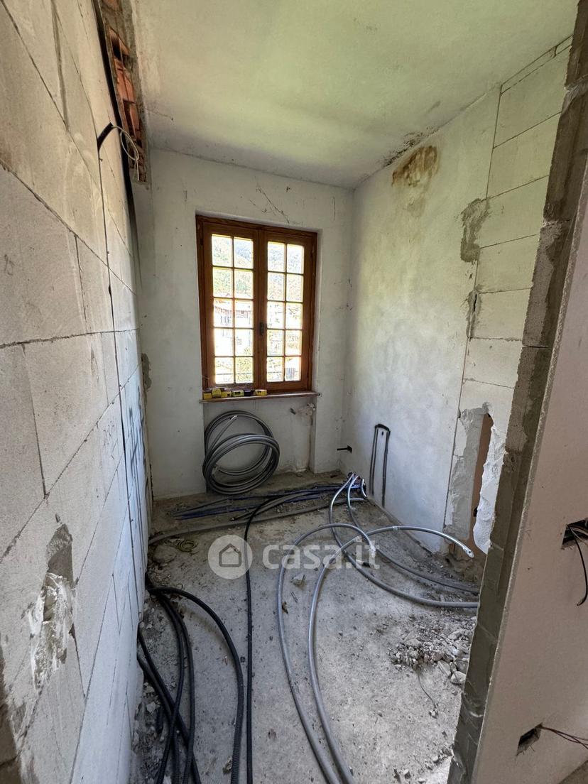 Bilocale in Via Per Barna 9 — foto 20 di 20