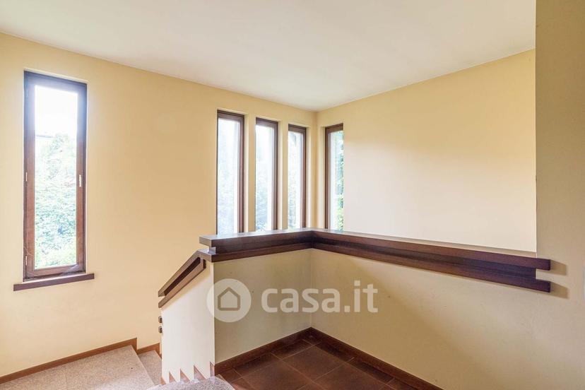 Villa in Via Pozzi — foto 18 di 28