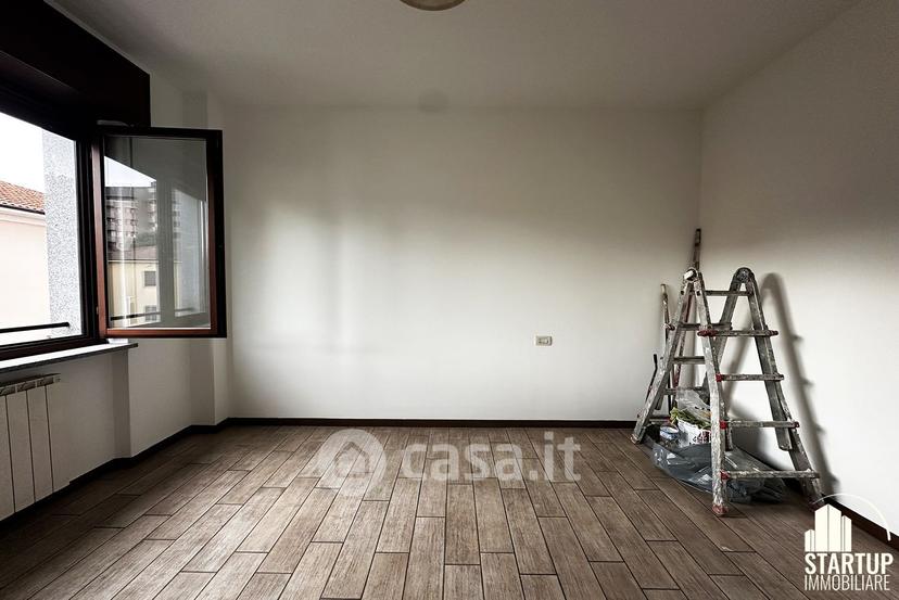 Trilocale in Via Carroccio 5 — foto 4 di 31
