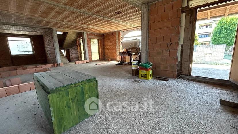Villa in Via Lazzaretto 34 — foto 31 di 48