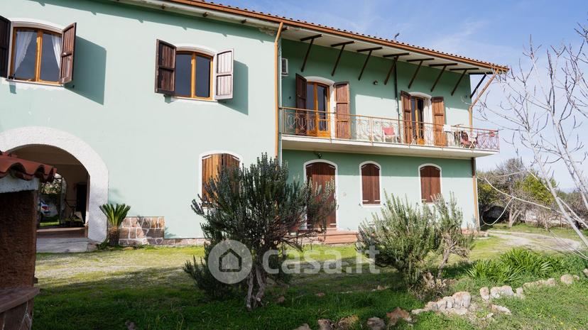 Villa in Pezzu E Oro — foto 23 di 27