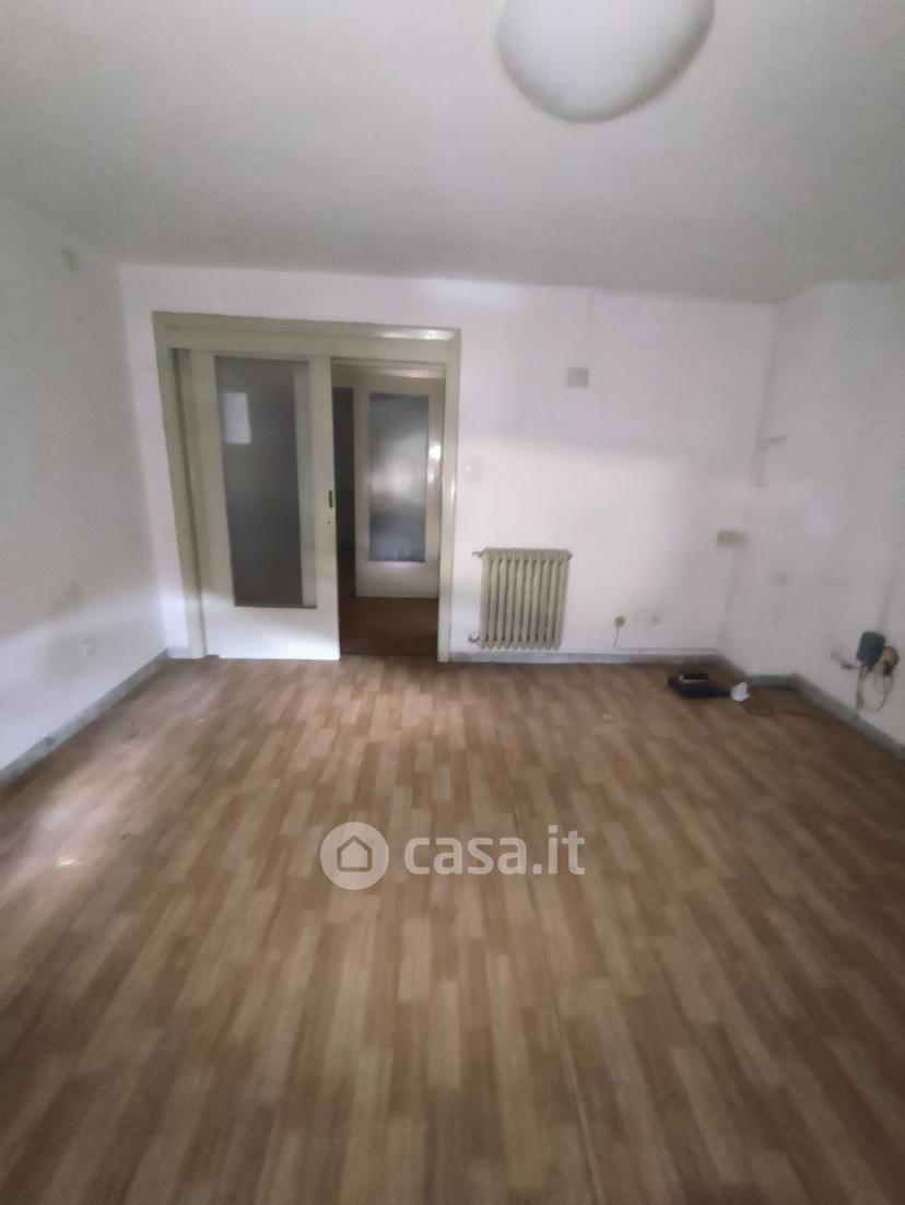 Quadrilocale in Via Napoli 55 — foto 3 di 10