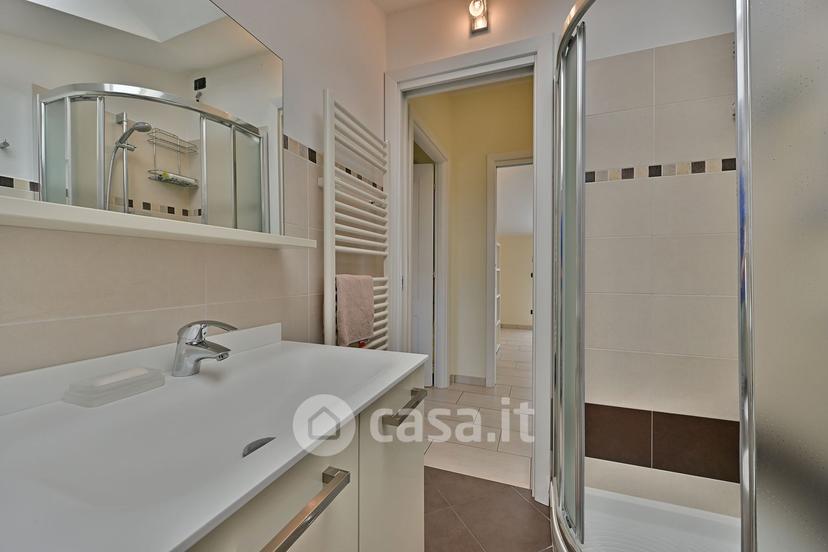 Trilocale in Via Indro Montanelli — foto 22 di 31