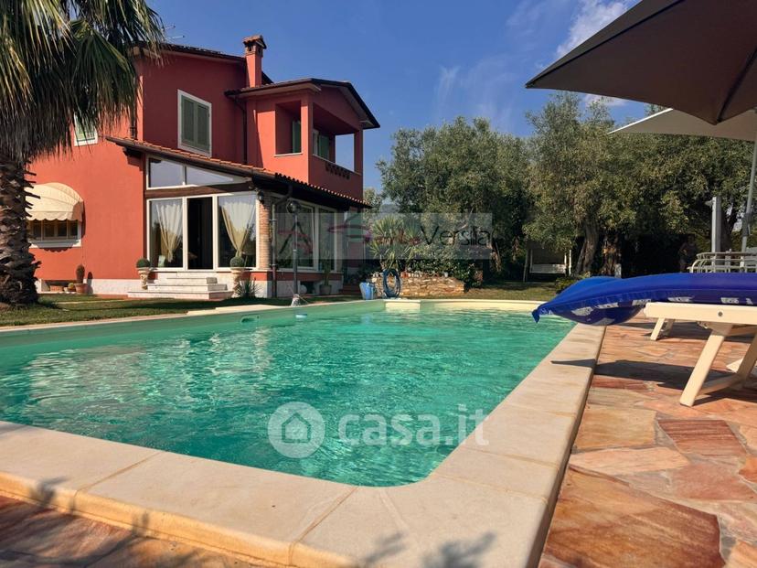 Villa in Via Alpi Apuane — foto 22 di 44