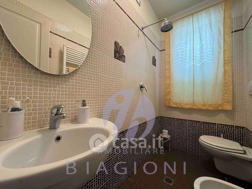 Villa in Via Cortona 120 — foto 28 di 37