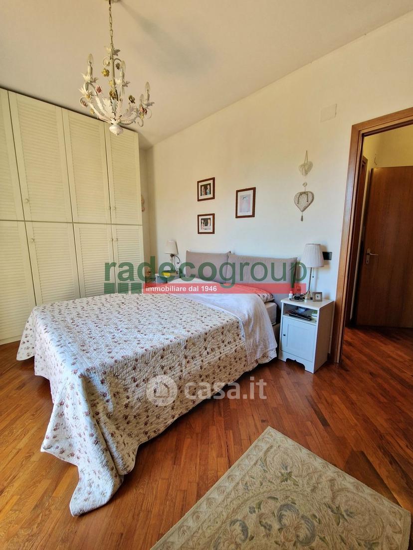 Villa in Via del Pino 34 — foto 23 di 55