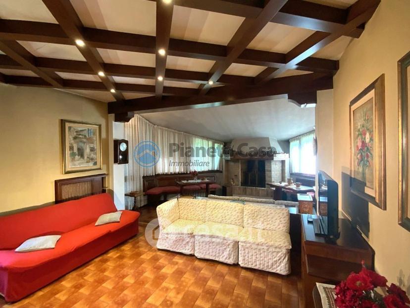 Villa in Via P. Micca — foto 14 di 37