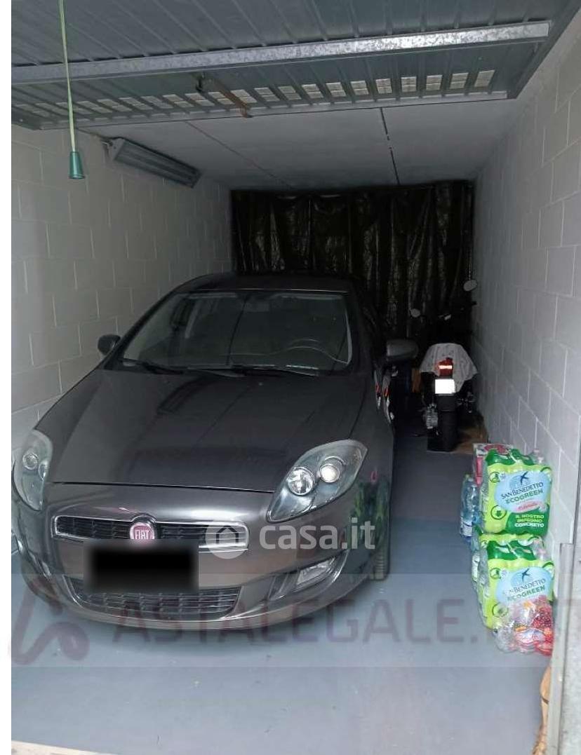 Bilocale in Via Roma 65 — foto 5 di 11