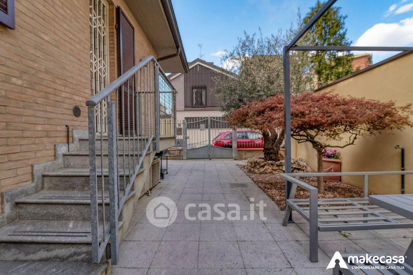 Villa in Via Giuseppina Biggiogero 1 — foto 5 di 33