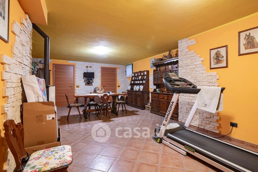 Villa in Via Sandro Pertini 21 — foto 34 di 83