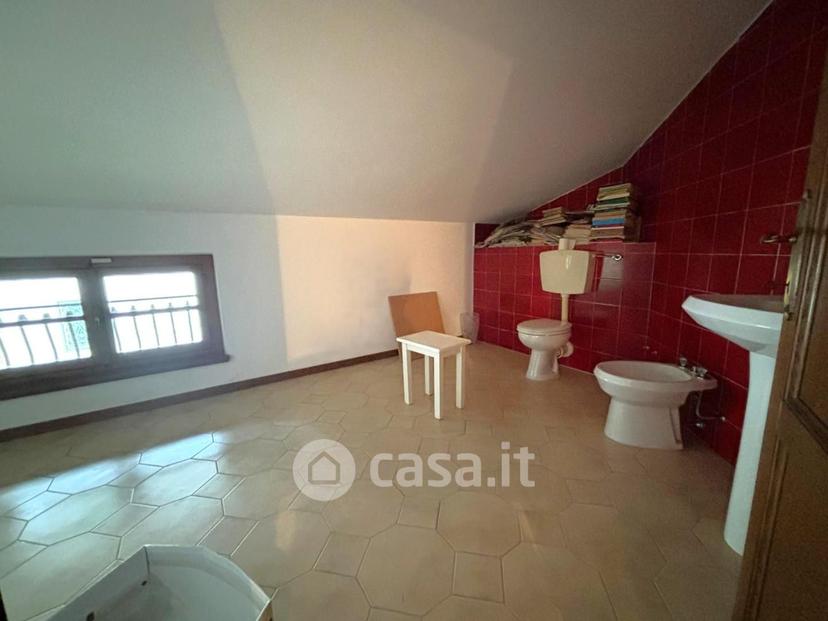 Villa in Via Romboni 55041 — foto 29 di 32