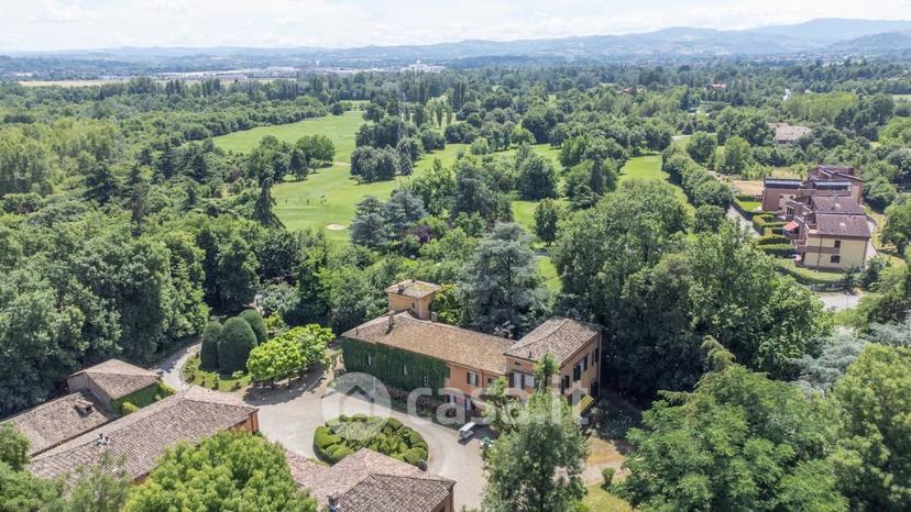 Villa in Via Castelnuovo Rangone — foto 27 di 101