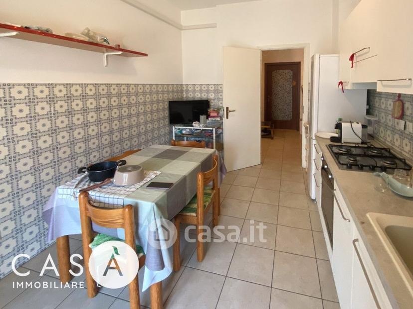 Stanza in Subborgo Federico Comandini — foto 3 di 21