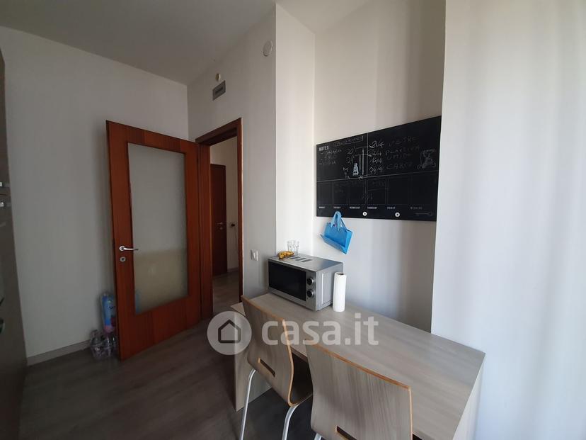 Stanza in Viale Istria 44 — foto 7 di 22