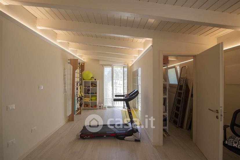 Appartamento in Via Antonio Gramsci 60 — foto 18 di 35