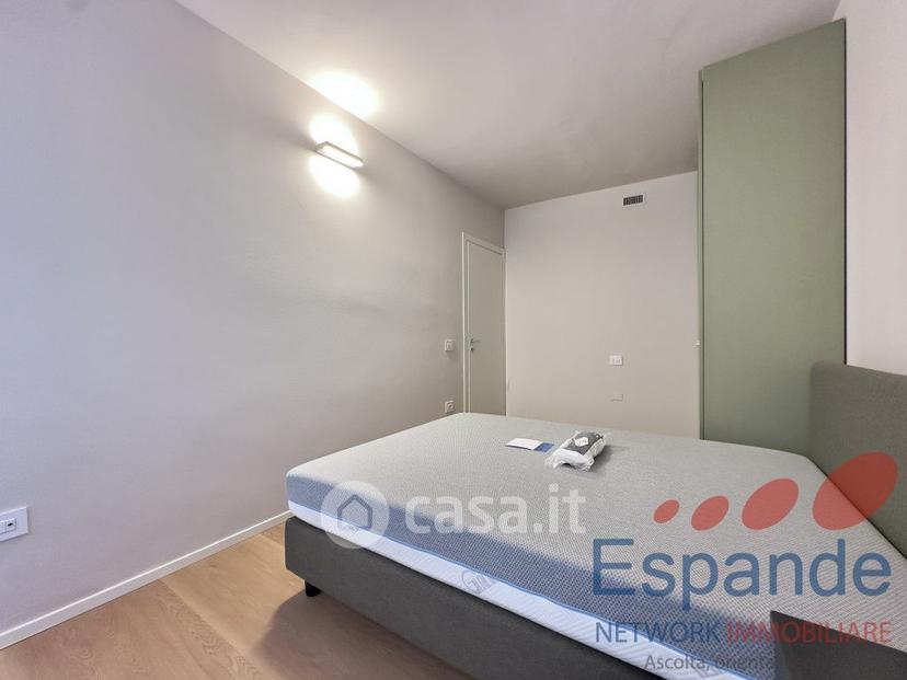 Stanza in Corso Giuseppe Mazzini 10 — foto 16 di 34