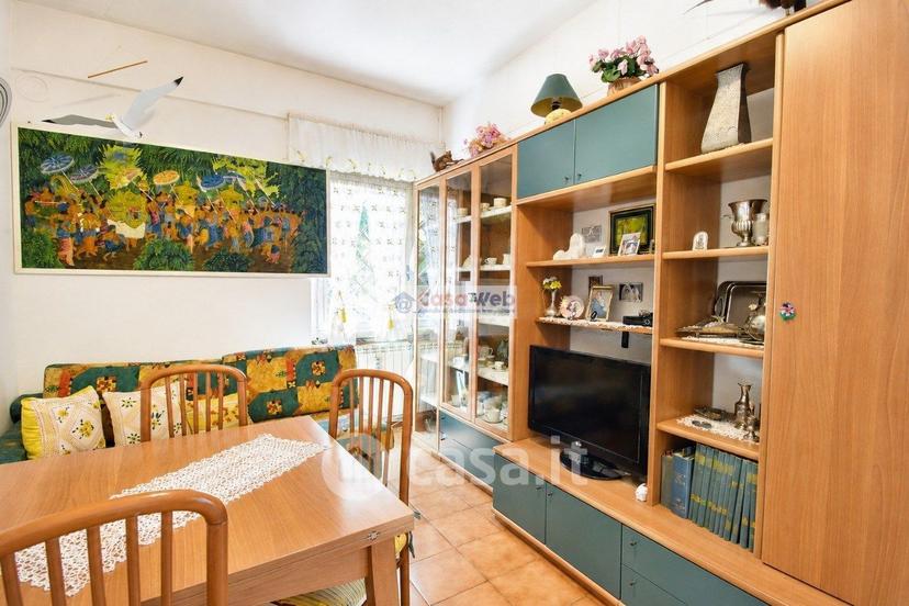 Villa in Via Cadorna 10 — foto 19 di 28