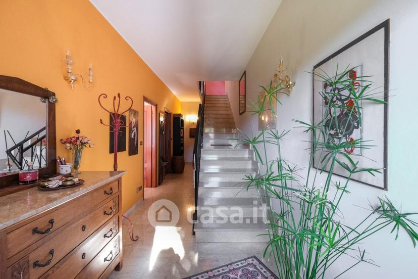 Villa in Strada dei Ronchi 11 — foto 5 di 23