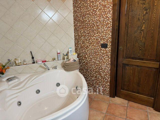 Appartamento in Corso Lucilio 32 — foto 21 di 59