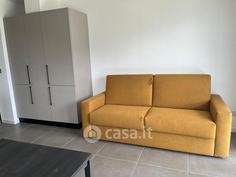 Bilocale in Via Barozzera 5 — foto 10 di 12