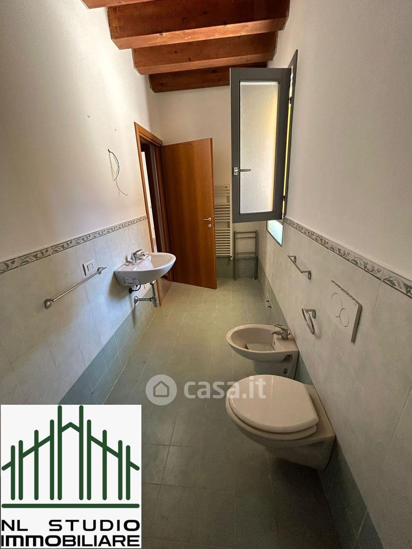Bilocale in Via Roma — foto 15 di 28