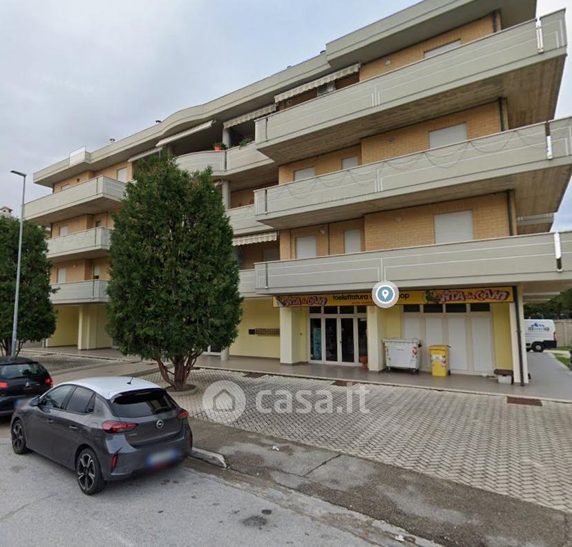 Quadrilocale in Via Giacomo Puccini 91 — foto 16 di 26