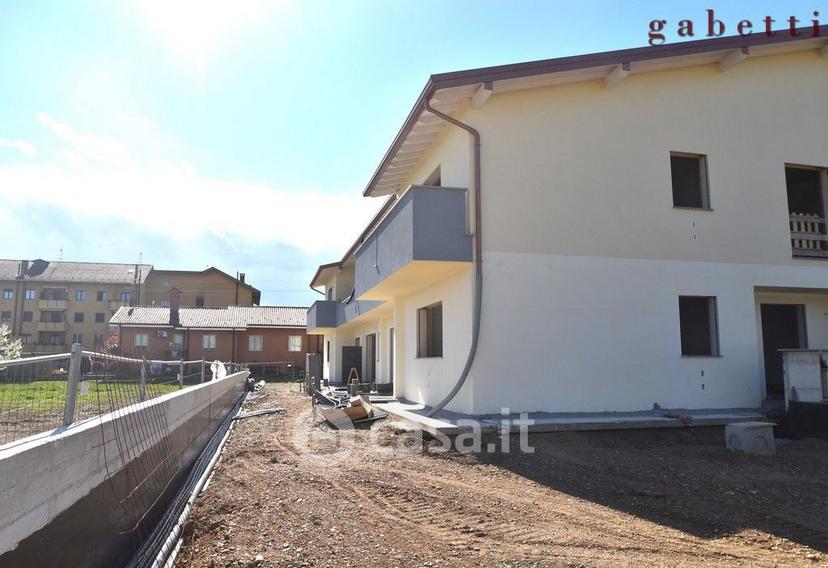 Trilocale in Via Isonzo 0 / — foto 8 di 10