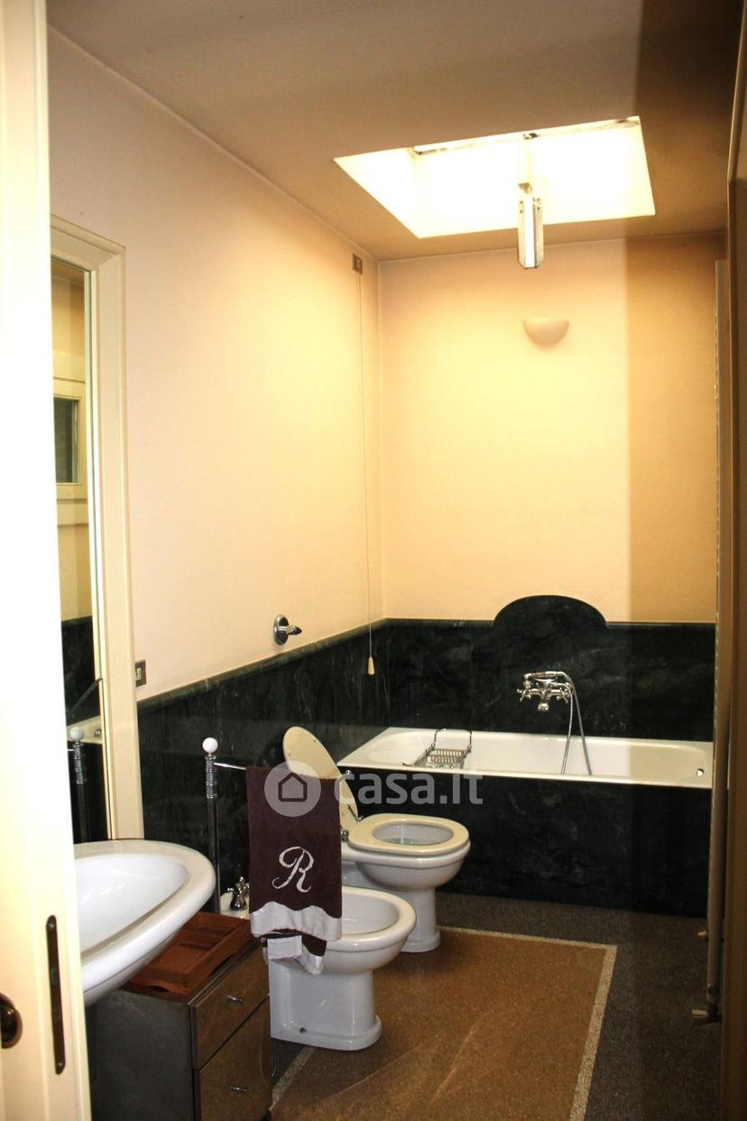 Villa in Via Rossini Gioacchino 14 — foto 16 di 35