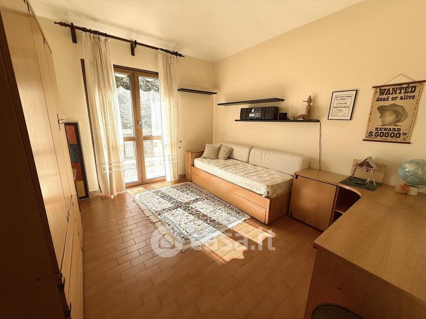 Villa in Via A. Mantegna — foto 26 di 47