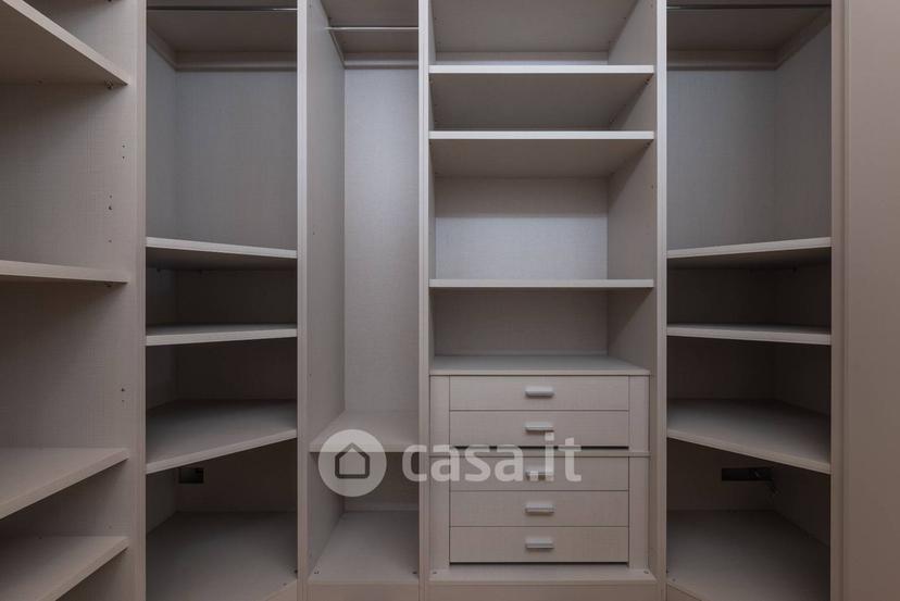 Trilocale in Via Vittorio Veneto — foto 5 di 25