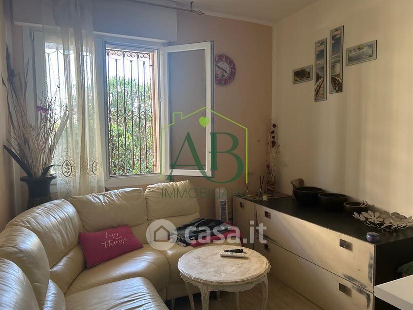 Bilocale in Viale Gioacchino Rossini 250 — foto 8 di 10
